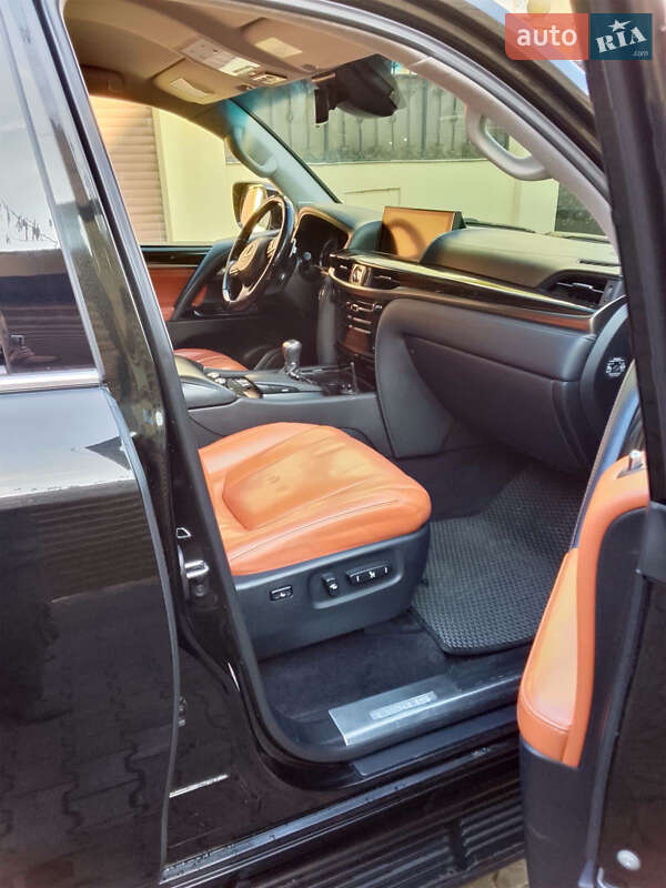 Внедорожник / Кроссовер Lexus LX 2015 в Крыжановка фото 11 Внедорожник / Кроссовер Lexus LX 2015 в Крыжановка