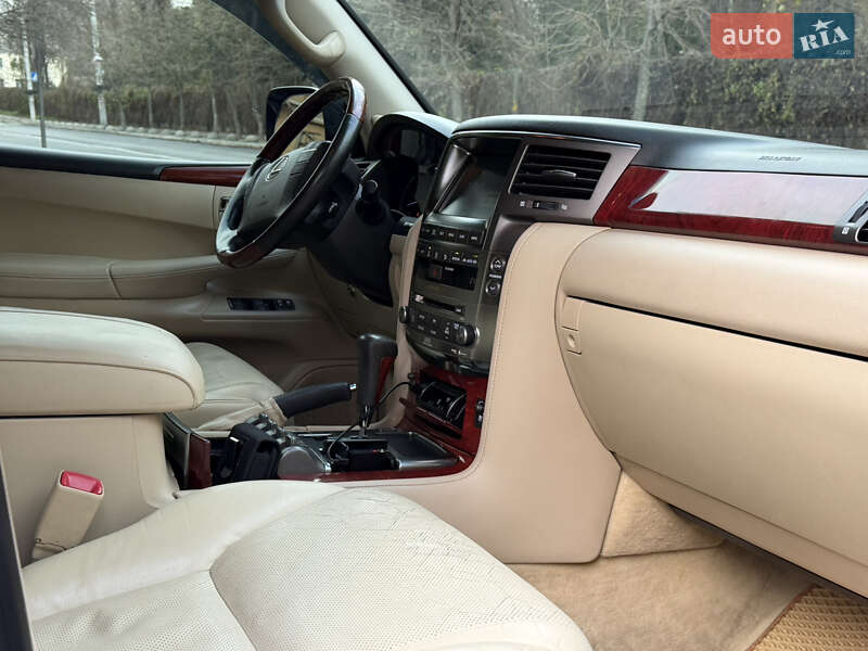 Внедорожник / Кроссовер Lexus LX 2008 в Киеве фото 10 Внедорожник / Кроссовер Lexus LX 2008 в Киеве