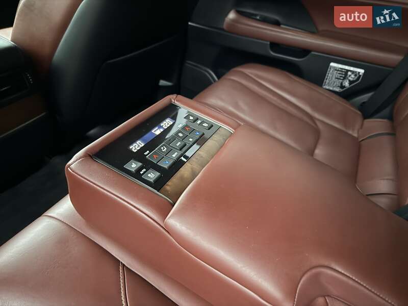 Внедорожник / Кроссовер Lexus LX 2019 в Виннице