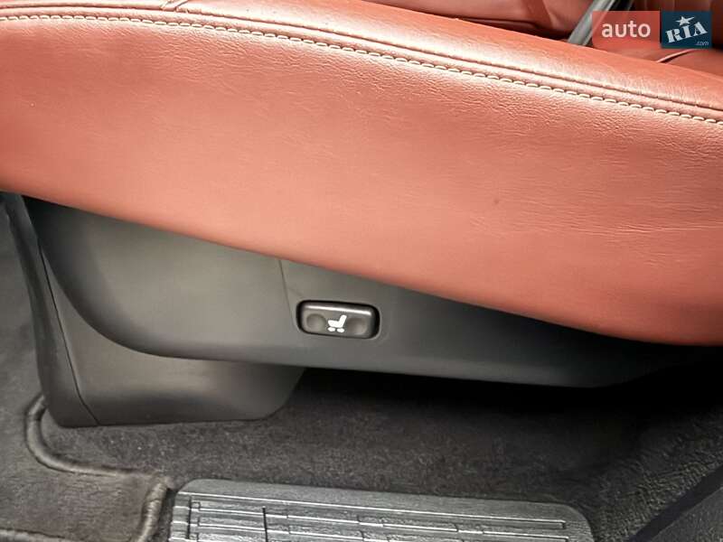 Внедорожник / Кроссовер Lexus LX 2019 в Виннице