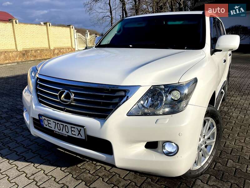 Внедорожник / Кроссовер Lexus LX 2008 в Черновцах