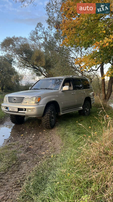 Внедорожник / Кроссовер Lexus LX 2005 в Ивано-Франковске
