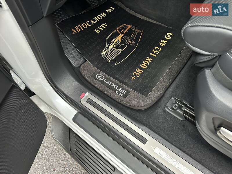 Внедорожник / Кроссовер Lexus LX 2022 в Киеве