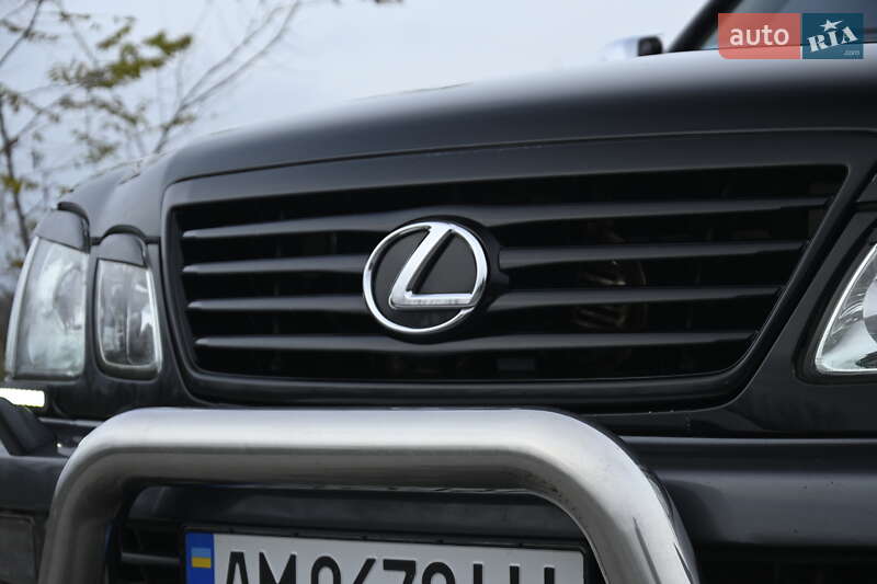 Внедорожник / Кроссовер Lexus LX 2007 в Бердичеве