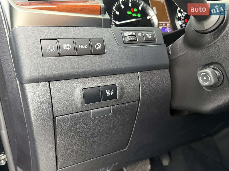 Внедорожник / Кроссовер Lexus LX 2016 в Умани