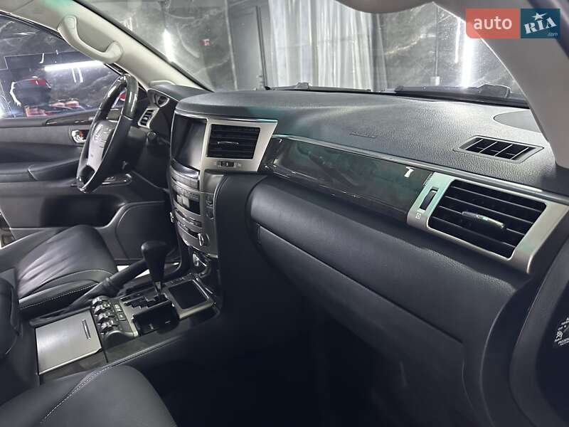 Внедорожник / Кроссовер Lexus LX 2013 в Киеве фото 21 Внедорожник / Кроссовер Lexus LX 2013 в Киеве