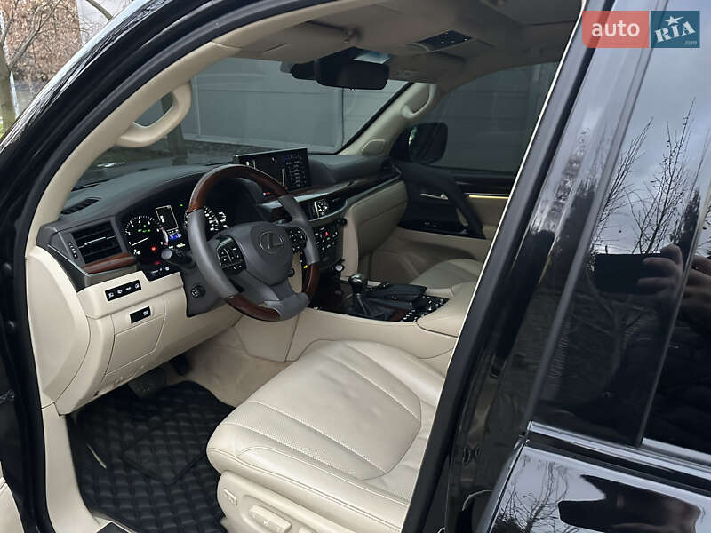 Внедорожник / Кроссовер Lexus LX 2018 в Днепре фото 41 Внедорожник / Кроссовер Lexus LX 2018 в Днепре