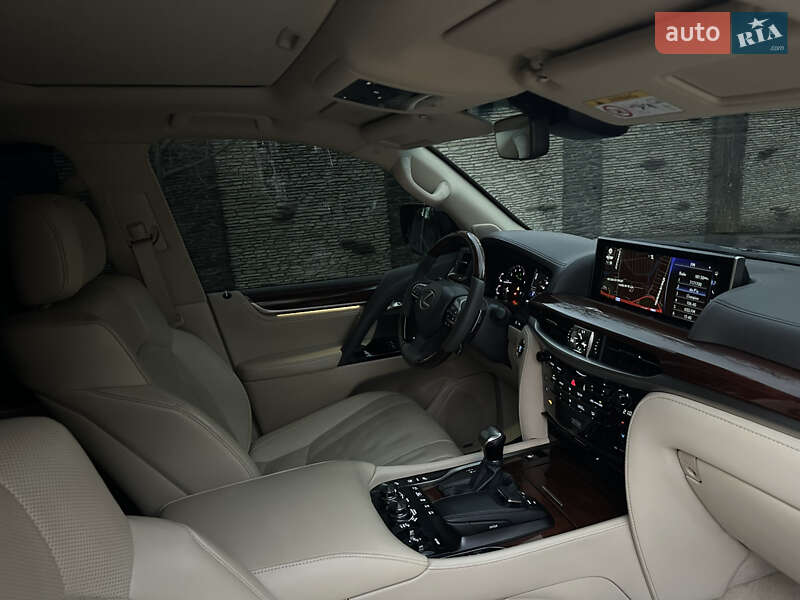 Внедорожник / Кроссовер Lexus LX 2018 в Днепре фото 47 Внедорожник / Кроссовер Lexus LX 2018 в Днепре
