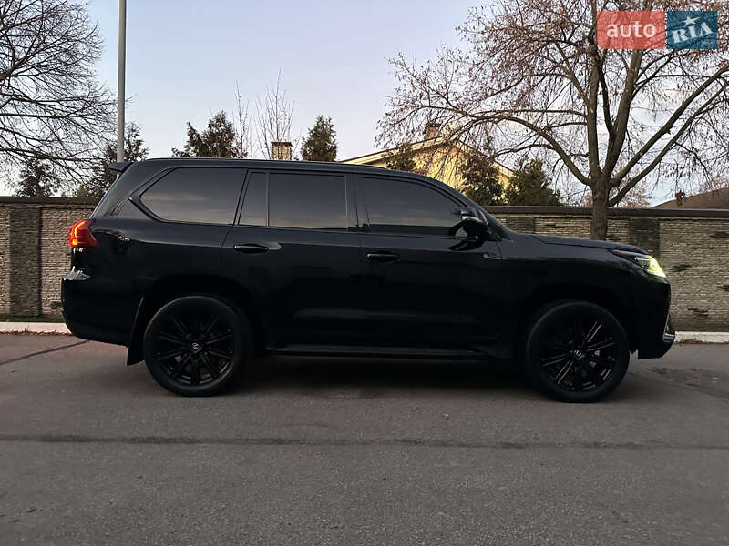 Внедорожник / Кроссовер Lexus LX 2018 в Днепре фото 90 Внедорожник / Кроссовер Lexus LX 2018 в Днепре