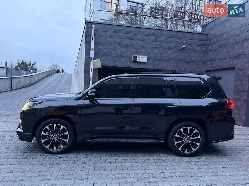 Внедорожник / Кроссовер Lexus LX 2017 в Киеве фото 15 Внедорожник / Кроссовер Lexus LX 2017 в Киеве