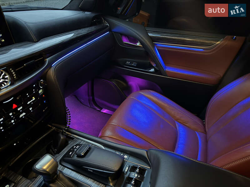 Внедорожник / Кроссовер Lexus LX 2017 в Киеве фото 64 Внедорожник / Кроссовер Lexus LX 2017 в Киеве