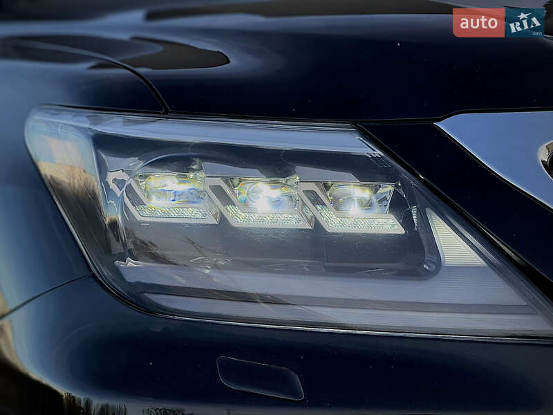 Внедорожник / Кроссовер Lexus LX 2008 в Стрые