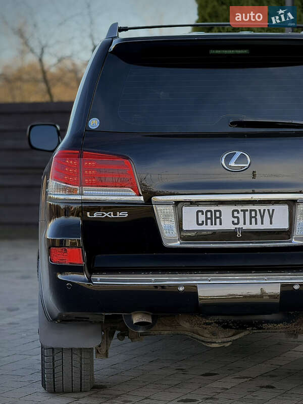 Внедорожник / Кроссовер Lexus LX 2008 в Стрые