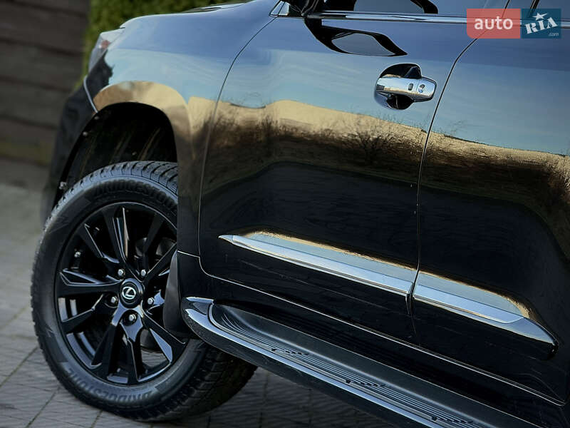 Внедорожник / Кроссовер Lexus LX 2008 в Стрые