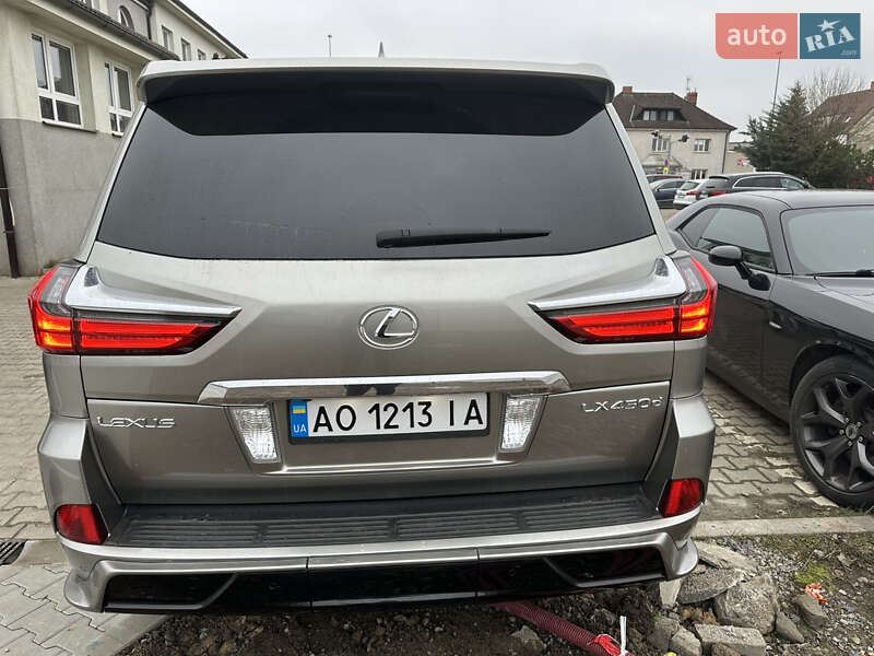 Позашляховик / Кросовер Lexus LX 2016 в Рахові