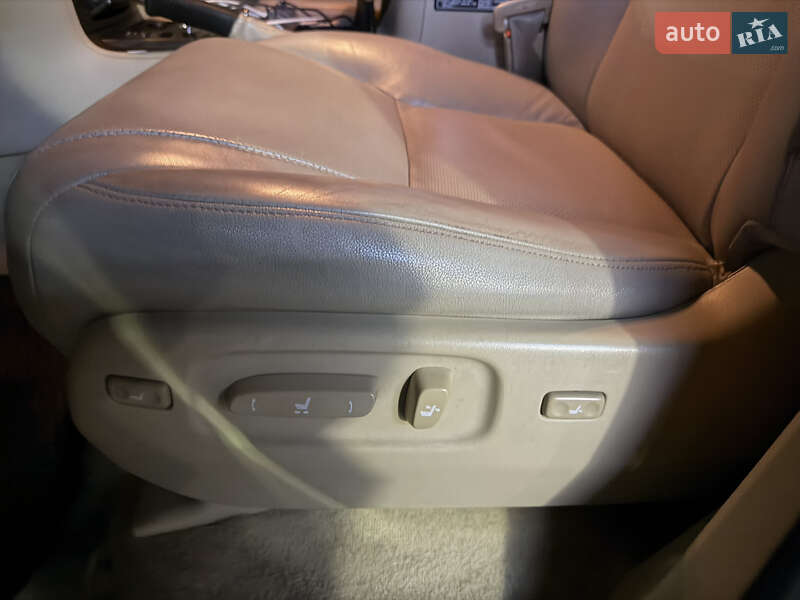 Внедорожник / Кроссовер Lexus LX 2008 в Одессе