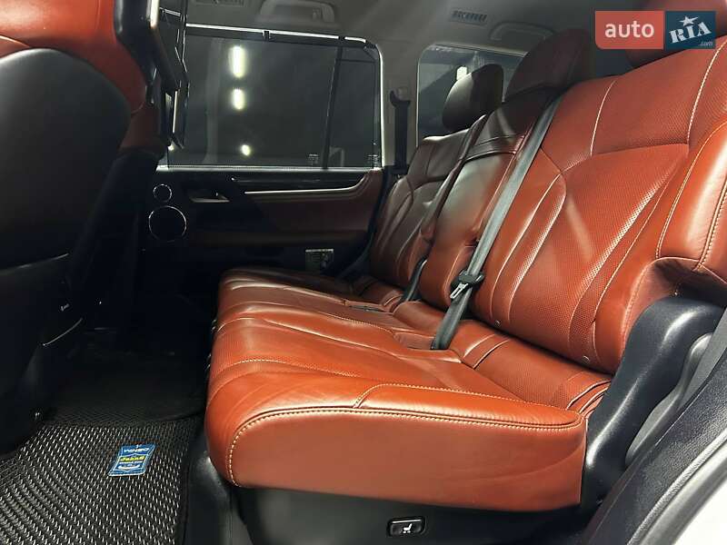 Внедорожник / Кроссовер Lexus LX 2017 в Черновцах фото 17 Внедорожник / Кроссовер Lexus LX 2017 в Черновцах