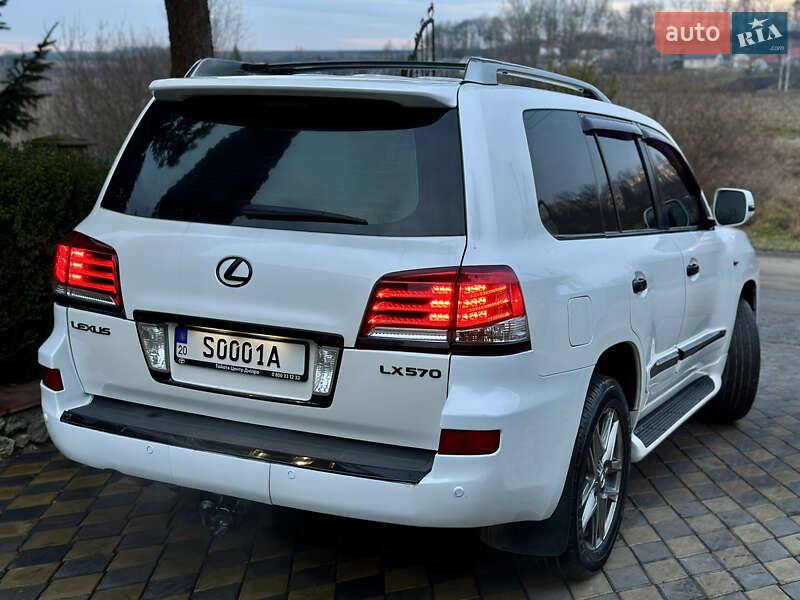 Внедорожник / Кроссовер Lexus LX 2008 в Тернополе
