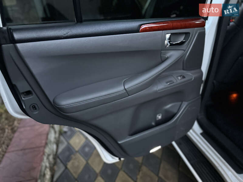 Внедорожник / Кроссовер Lexus LX 2008 в Тернополе