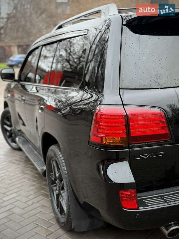 Внедорожник / Кроссовер Lexus LX 2008 в Запорожье