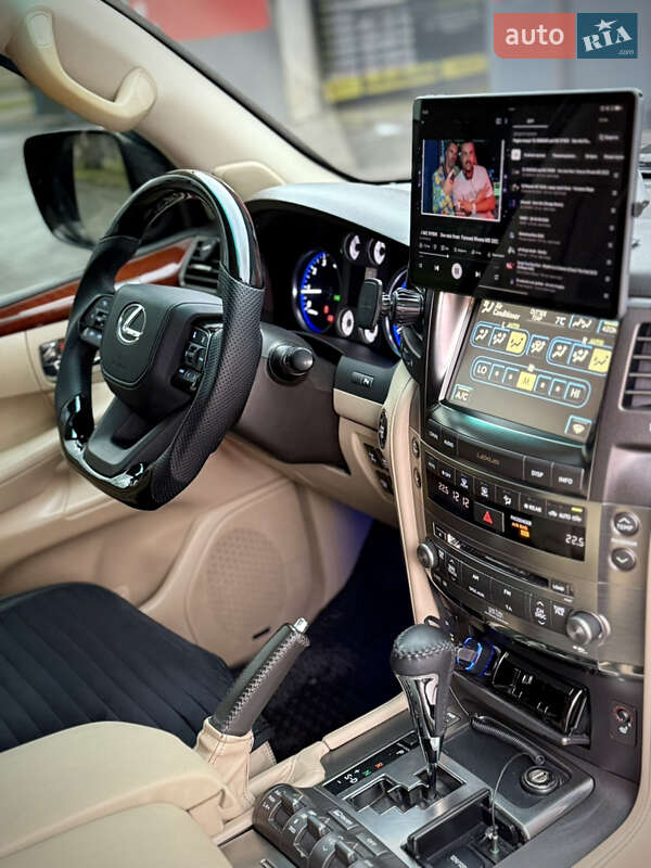 Внедорожник / Кроссовер Lexus LX 2008 в Запорожье