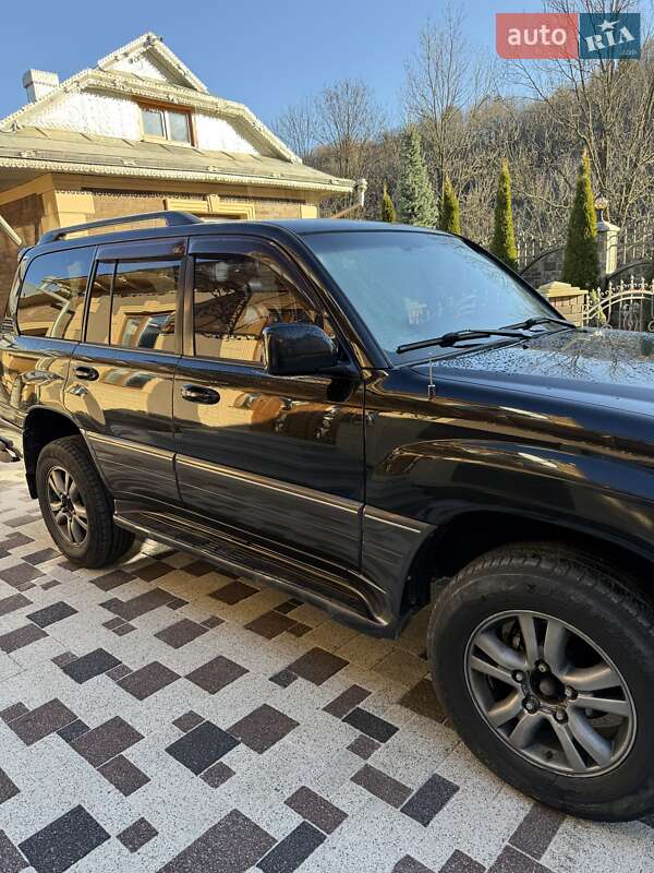 Внедорожник / Кроссовер Lexus LX 2005 в Косове