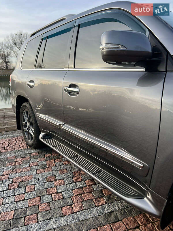 Внедорожник / Кроссовер Lexus LX 2014 в Нововолынске фото 8 Внедорожник / Кроссовер Lexus LX 2014 в Нововолынске