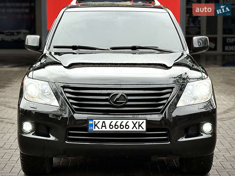 Внедорожник / Кроссовер Lexus LX 2008 в Запорожье