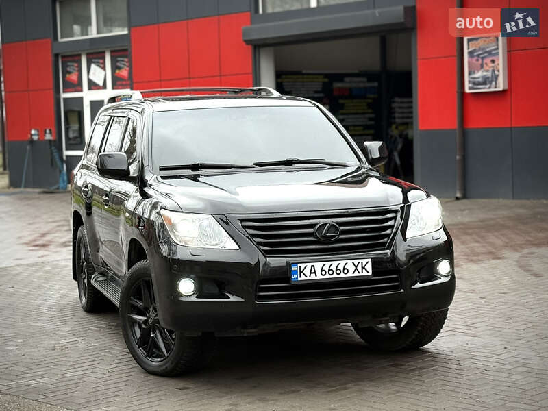 Внедорожник / Кроссовер Lexus LX 2008 в Запорожье