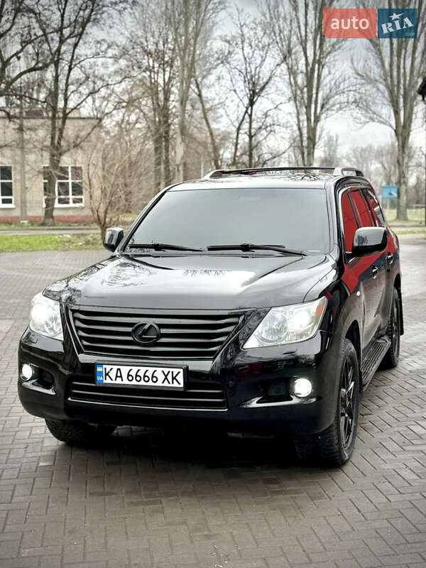 Внедорожник / Кроссовер Lexus LX 2008 в Запорожье
