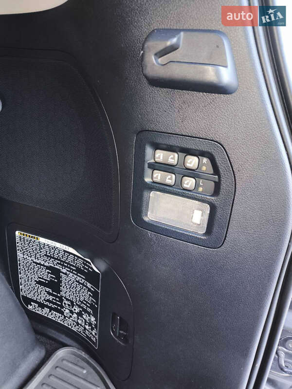 Позашляховик / Кросовер Lexus LX 2010 в Одесі