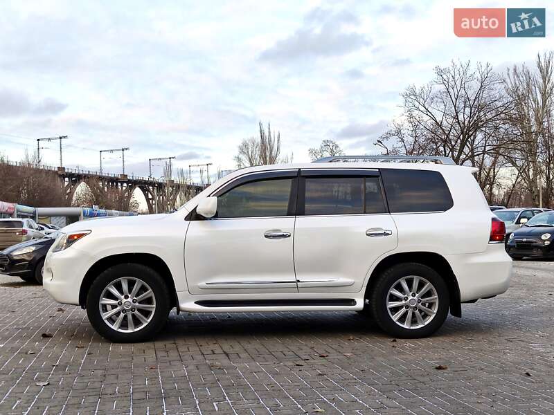 Позашляховик / Кросовер Lexus LX 2010 в Дніпрі