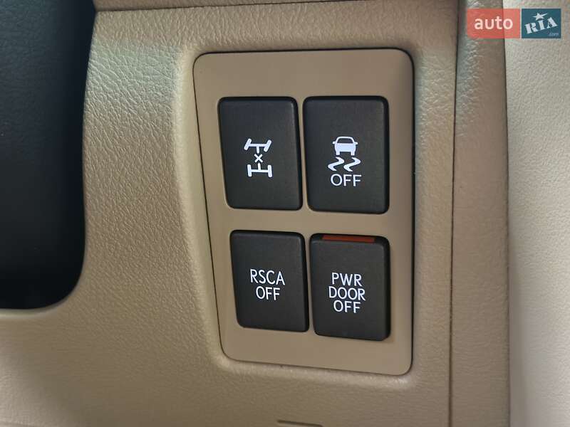 Позашляховик / Кросовер Lexus LX 2010 в Дніпрі