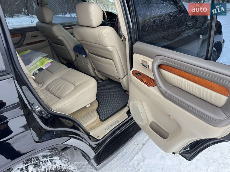 Внедорожник / Кроссовер Lexus LX 2007 в Яготине