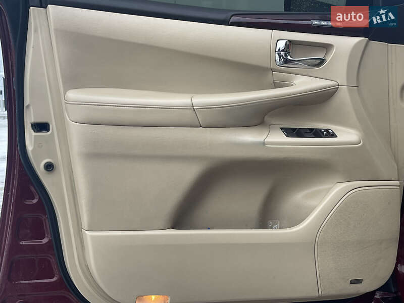 Внедорожник / Кроссовер Lexus LX 2011 в Львове фото 12 Внедорожник / Кроссовер Lexus LX 2011 в Львове