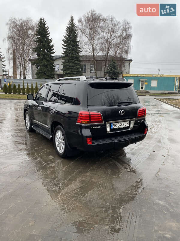 Внедорожник / Кроссовер Lexus LX 2008 в Ровно