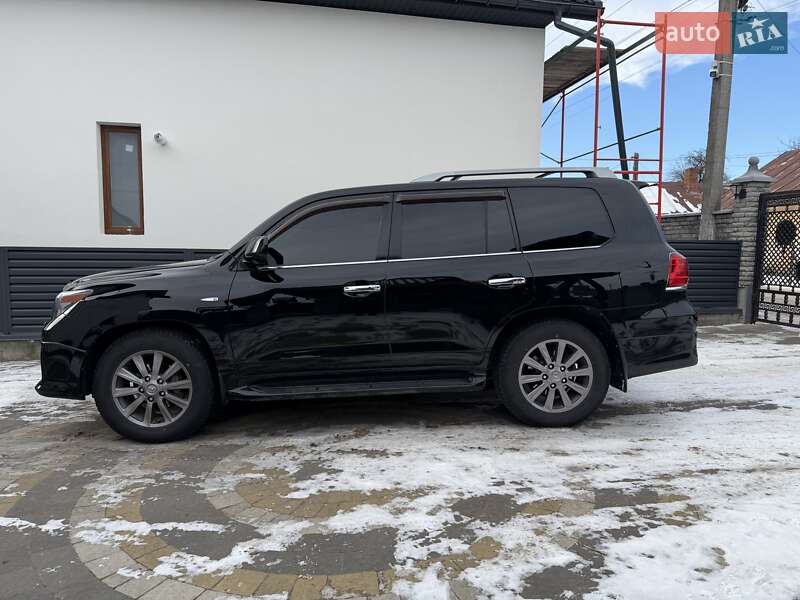 Внедорожник / Кроссовер Lexus LX 2011 в Львове