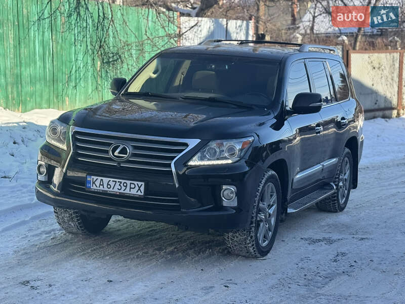 Lexus LX 2013