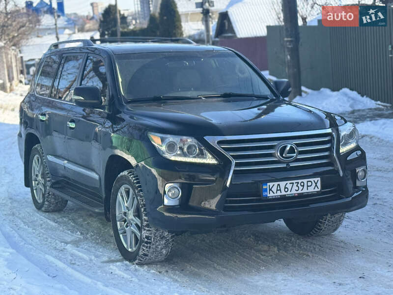 Внедорожник / Кроссовер Lexus LX 2013 в Киеве