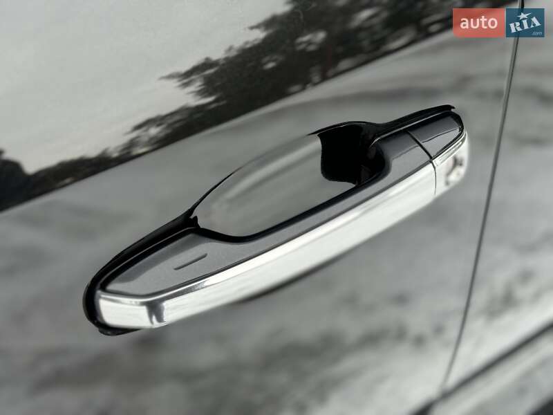 Внедорожник / Кроссовер Lexus LX 2017 в Киеве