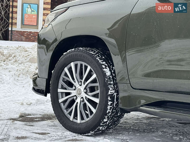 Внедорожник / Кроссовер Lexus LX 2021 в Киеве