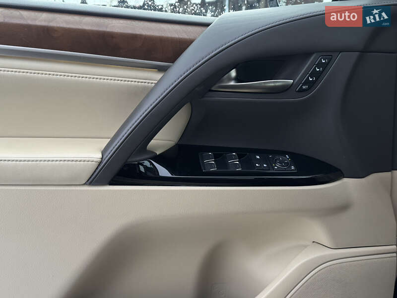 Внедорожник / Кроссовер Lexus LX 2021 в Киеве