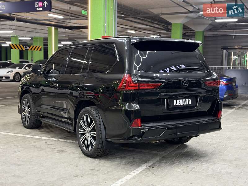 Внедорожник / Кроссовер Lexus LX 2018 в Киеве