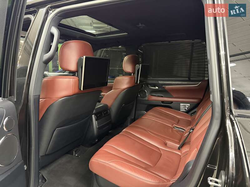 Внедорожник / Кроссовер Lexus LX 2018 в Киеве