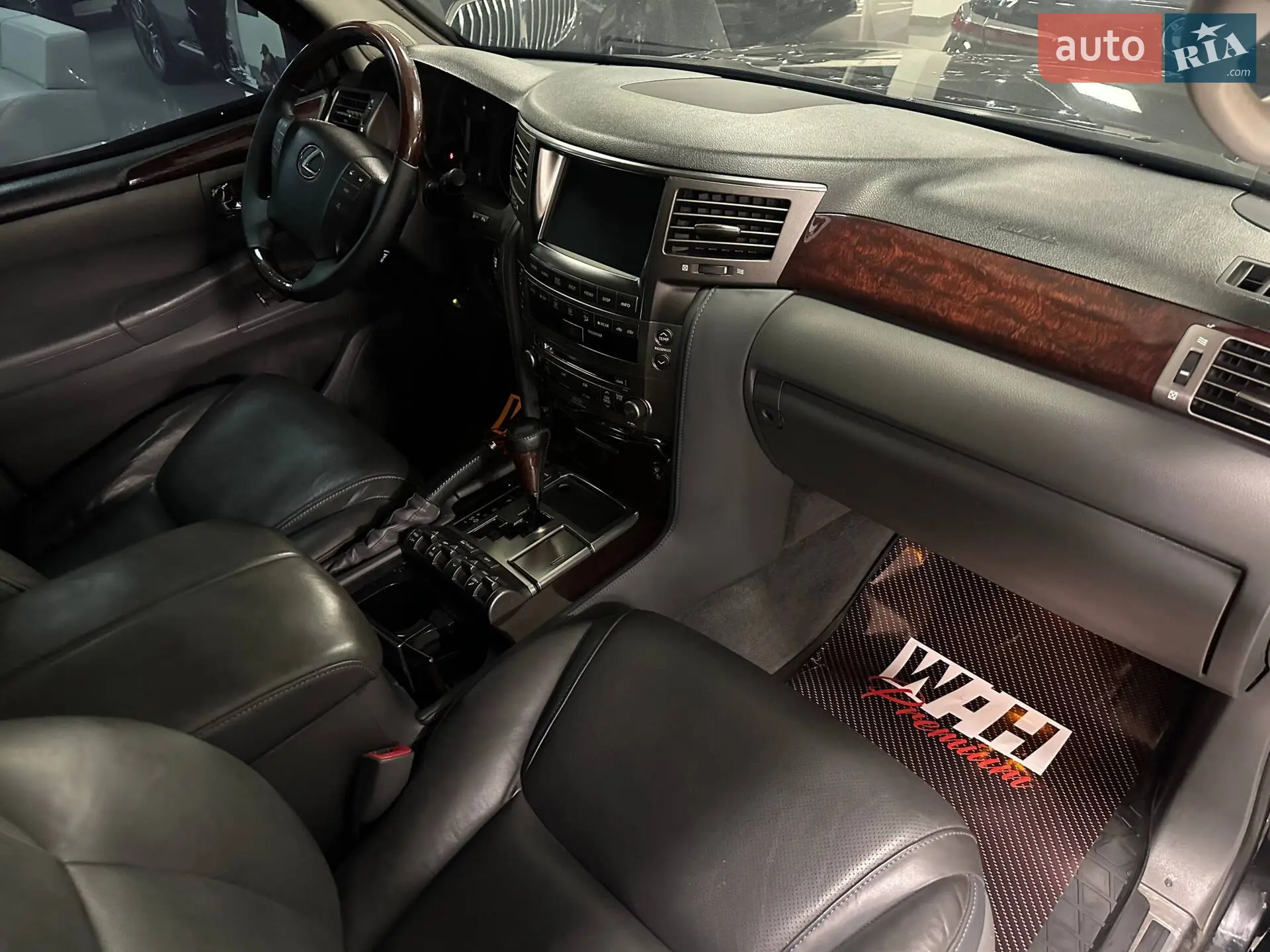 2010 Lexus LX - мініатюра 15
