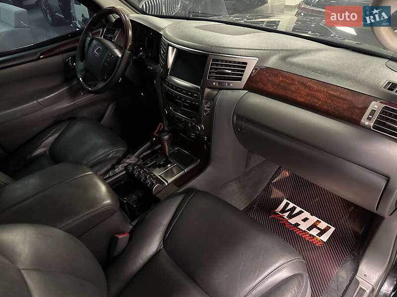 Позашляховик / Кросовер Lexus LX 2010 в Києві фото 15 Позашляховик / Кросовер Lexus LX 2010 в Києві