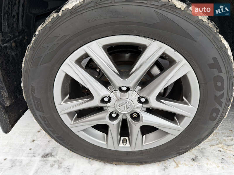 Позашляховик / Кросовер Lexus LX 2012 в Києві