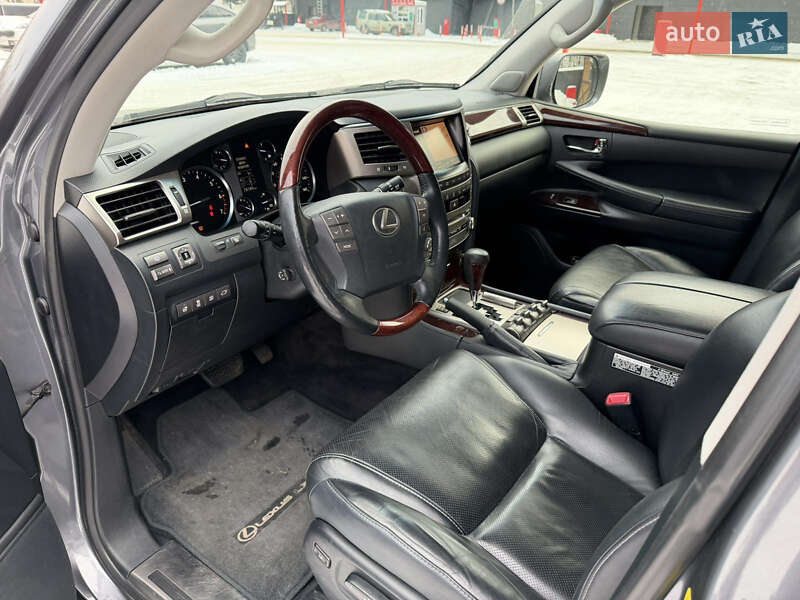 Позашляховик / Кросовер Lexus LX 2012 в Києві