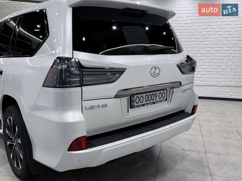 Внедорожник / Кроссовер Lexus LX 2020 в Одессе