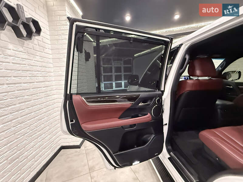 Внедорожник / Кроссовер Lexus LX 2020 в Одессе